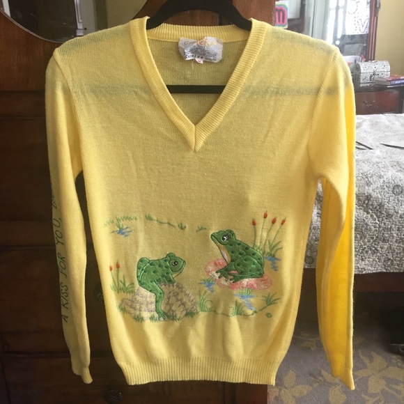 Vintage Frog Sweater 